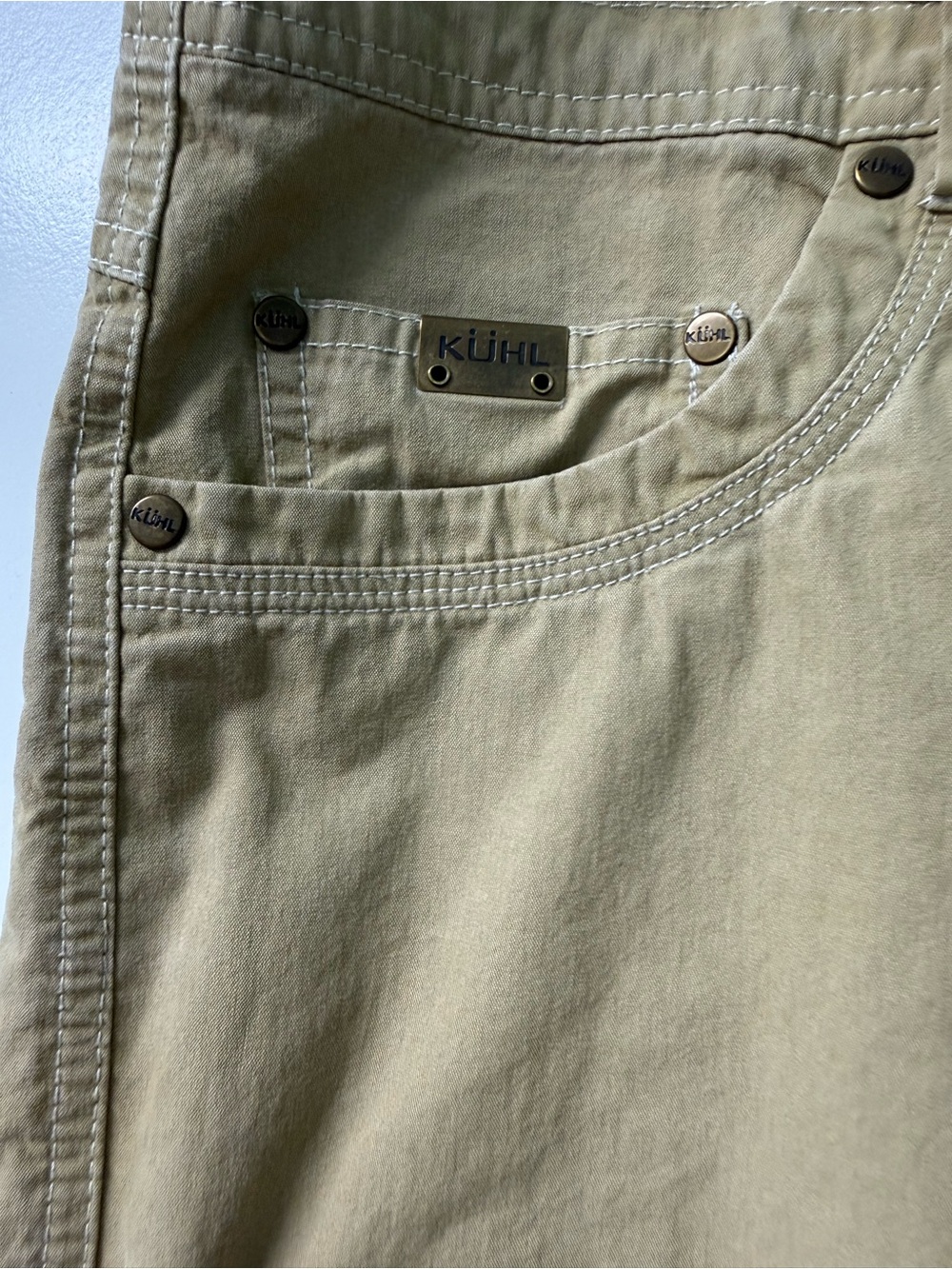 KÜHL Revolver Lean Casual Khaki Pants Pocket Detail 38x32
